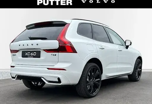 Gebraucht Volvo XC60 Plus 350 PS (257 kW) 2025 Weiß SUV