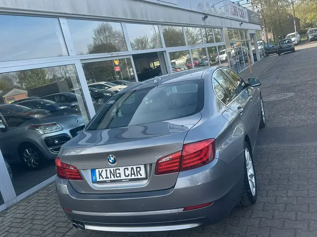 Gebraucht BMW 525 Performance 204 PS (150 kW) 2010 Grau (metallic) Limousine