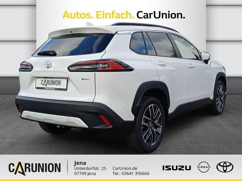Neu Toyota Corolla Cross Comfort 140 PS (102 kW) 2025 Schneeweiss SUV