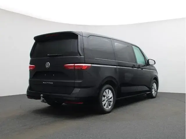 Usata VW T7 Life 150 CV (110 kW) 2025 Nero Furgone