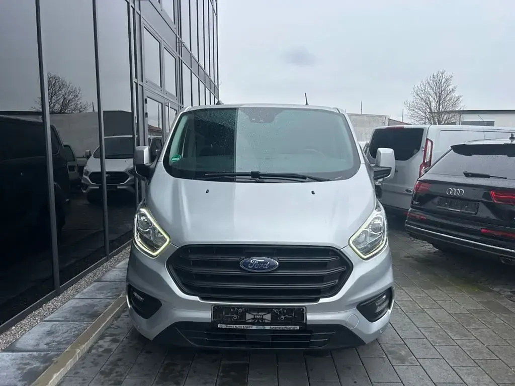 Gebraucht Ford Transit Custom Trend 131 PS (96 kW) 2020 Silber Van / Kleinbus