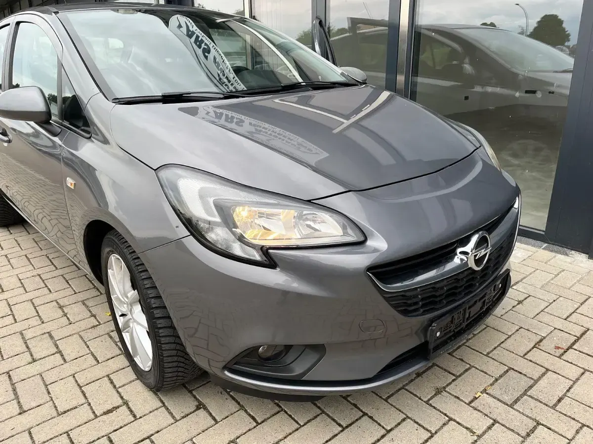 Gebraucht Opel Corsa Edition 90 PS (66 kW) 2015 Grau Kleinwagen