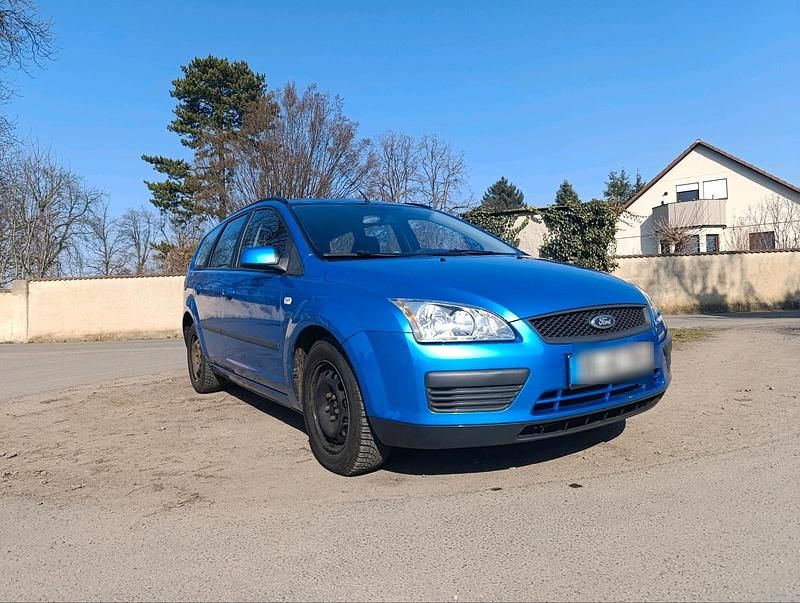 Gebraucht Ford Focus 101 PS (74 kW) 2009 Kombi