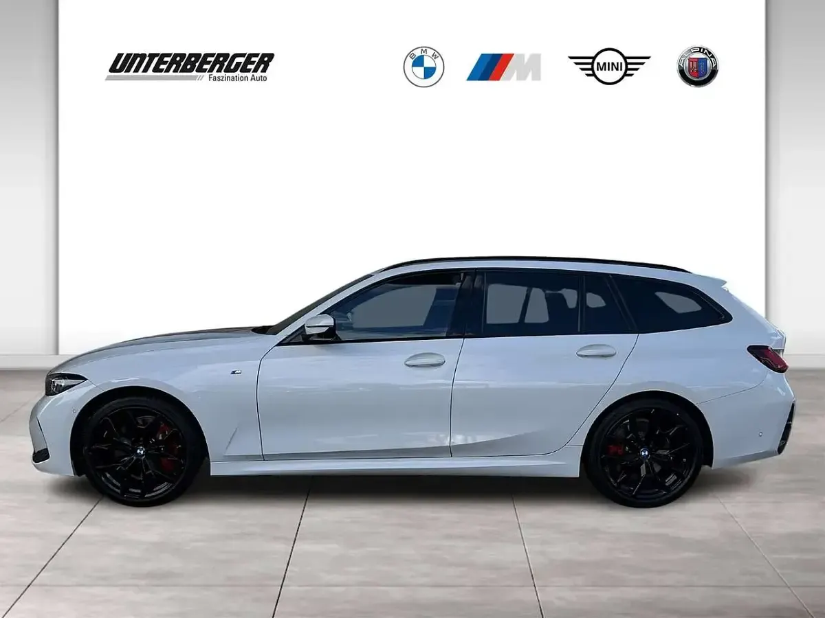Gebraucht BMW 320 M Sport 190 PS (139 kW) 2026 Weiß Kombi