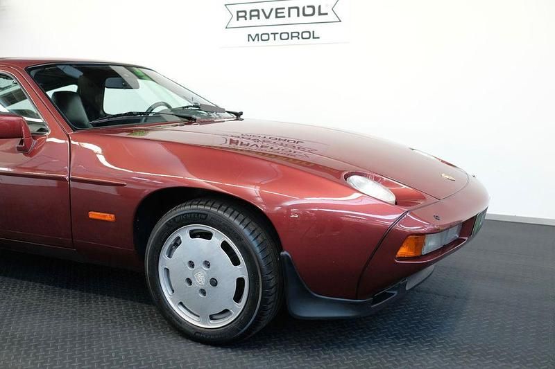 Gebraucht Porsche 928 310 PS (228 kW) 1986 Rot Coupé