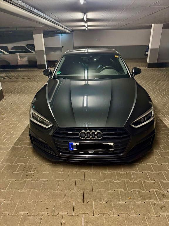 Grau Gebraucht 2017 Audi A5 Ambiente Coupé | 20.500 € (Guter Preis) - Bild 1/4