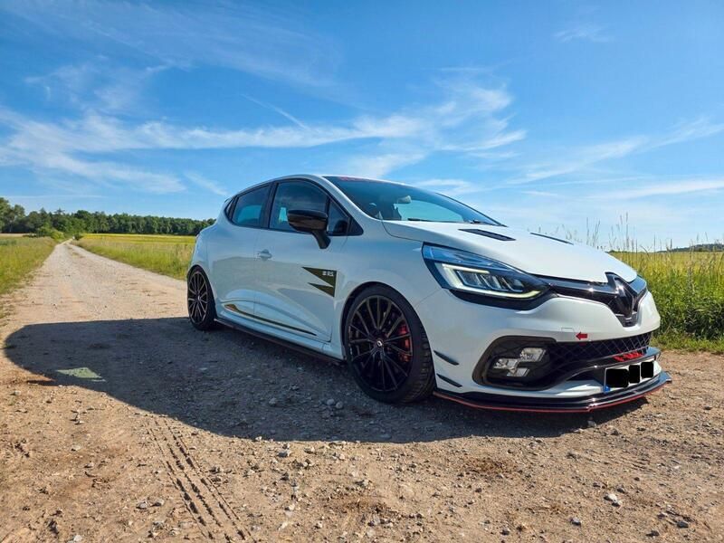 Gebraucht Renault Clio IV R.S. 241 PS (177 kW) 2016 Weiß Kleinwagen