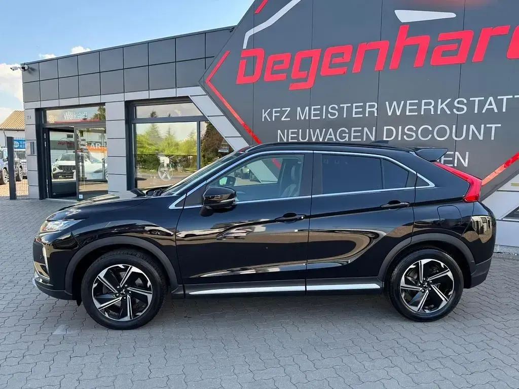 Gebraucht Mitsubishi Eclipse Cross Top 163 PS (119 kW) 2018 Schwarz SUV