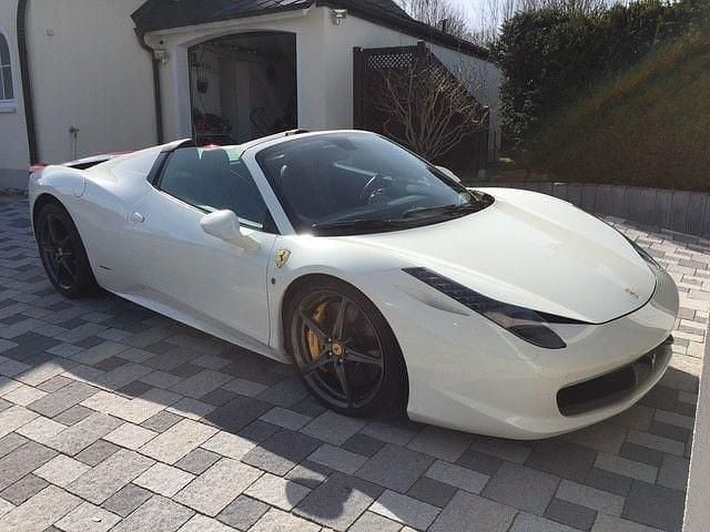 Gebraucht Ferrari 458 570 PS (419 kW) 2012 Weiß Cabrio
