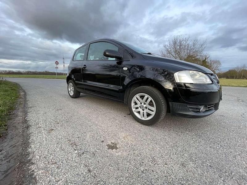 Gebraucht VW Fox 75 PS (55 kW) 2006 Schwarz Kleinwagen