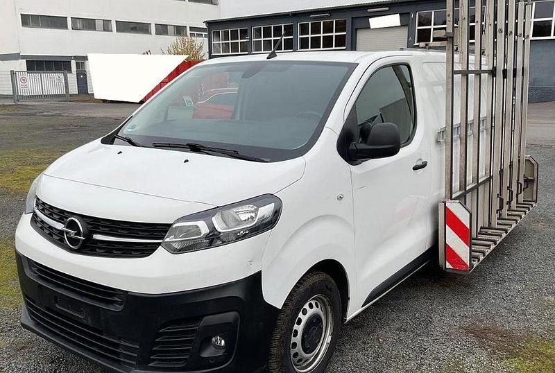 Weiß Gebraucht 2020 Opel Vivaro Edition Van | 14.200 € (Superpreis) - Bild 1/2