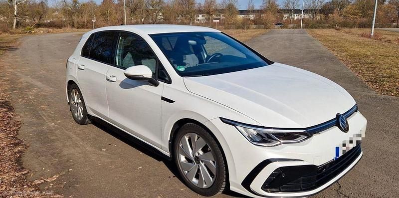 Gebraucht VW Golf VIII R-line 150 PS (110 kW) 2023 Weiß Limousine