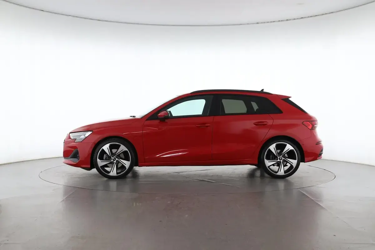 Gebraucht Audi A3 S-Line 150 PS (110 kW) 2025 Progressivrot