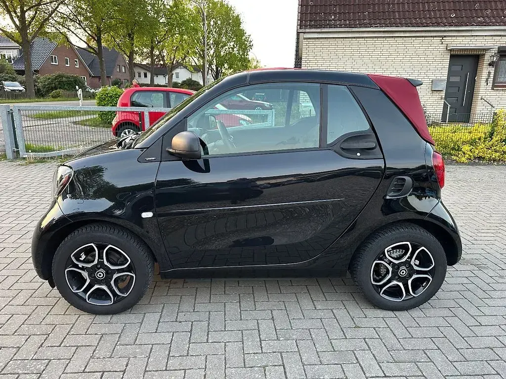 Gebraucht Smart ForTwo Cabrio Passion 71 PS (52 kW) 2019 Schwarz Cabrio