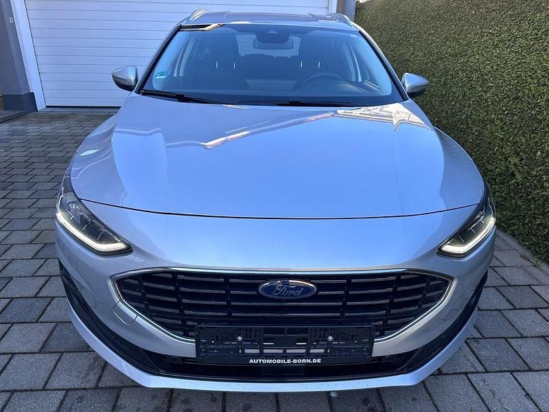 Gebraucht Ford Focus Titanium X 116 PS (85 kW) 2023 Silber Limousine