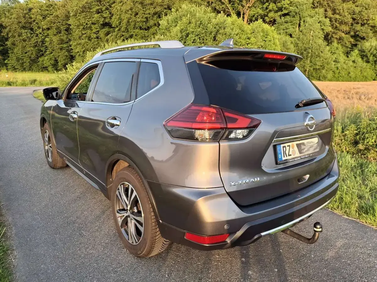 Gebraucht Nissan X-Trail N-Connecta 163 PS (119 kW) 2018 Grau SUV