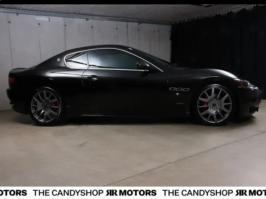 Gebraucht Maserati Granturismo 405 PS (297 kW) 2007 Schwarz Coupé