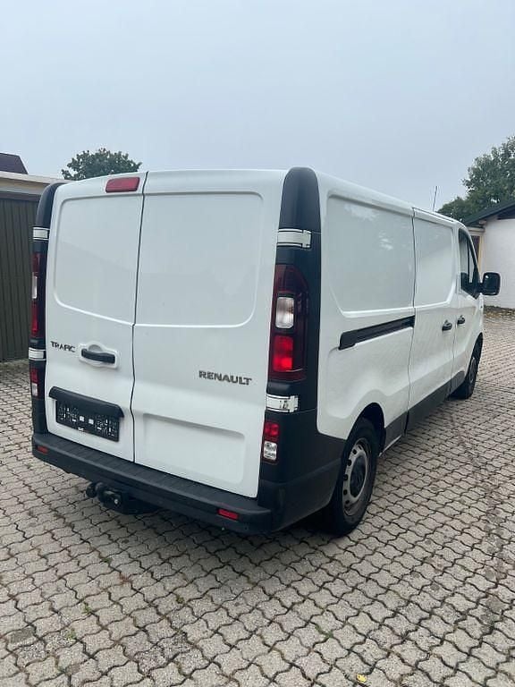 Gebraucht Renault Trafic 120 PS (88 kW) 2021 Weiß Van / Kleinbus
