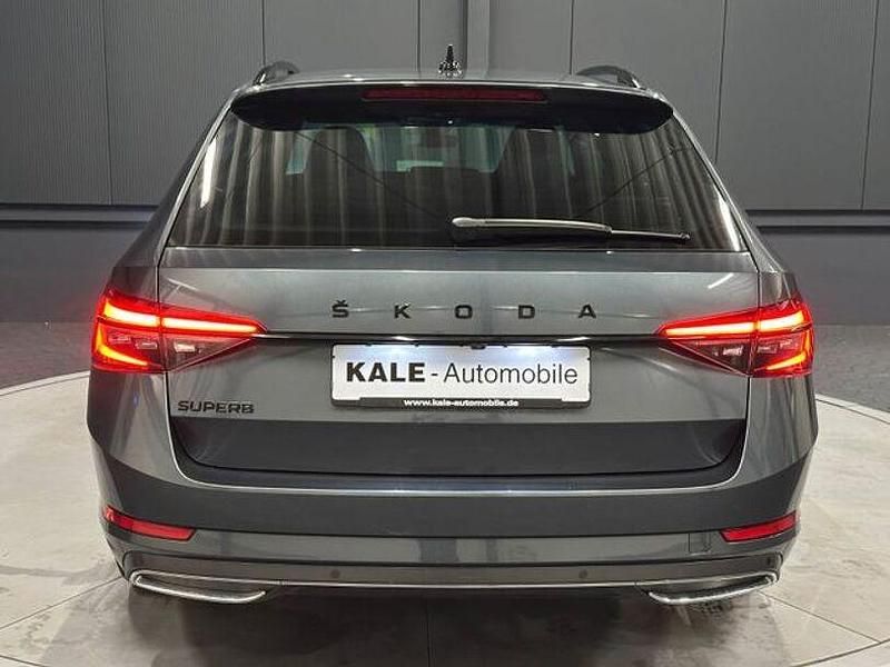 Gebraucht Skoda Superb SportLine 200 PS (147 kW) 2021 Quarzgrau metallic Kombi
