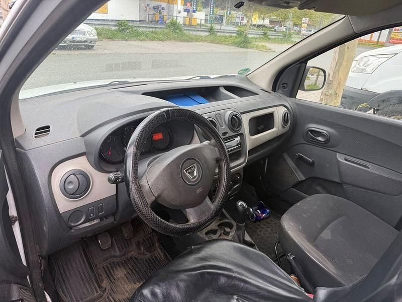 Gebraucht Dacia Dokker Celebration 83 PS (61 kW) 2014 Weiß Van / Kleinbus