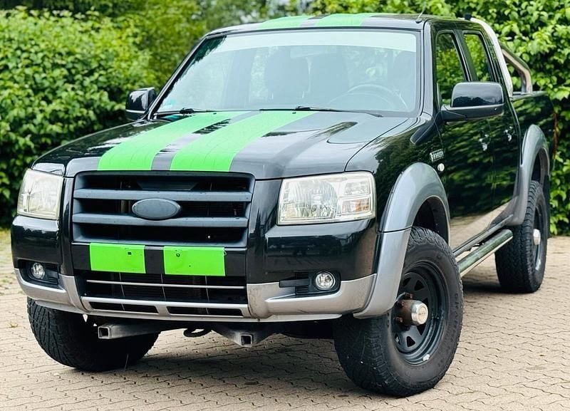 Schwarz Gebraucht 2007 Ford Ranger Wildtrack Abholung | 7.299 € (Fairer Preis) - Bild 1/4