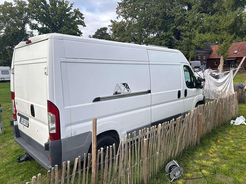 Gebraucht Peugeot Boxer 131 PS (96 kW) 2012 Weiß Van