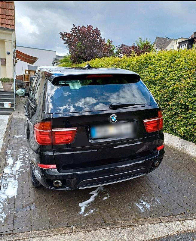 Schwarz Gebraucht 2011 BMW X5 SUV | 10.850 € (Superpreis) - Bild 1/4