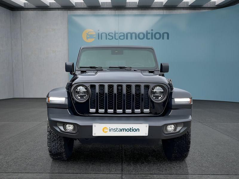 Schwarz Gebraucht 2021 Jeep Wrangler Unlimited SUV | 50.199 € (Fairer Preis) - Bild 1/4