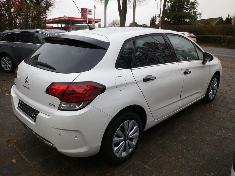 Gebraucht Citroën C4 Shine 150 PS (110 kW) 2016 Weiß Limousine