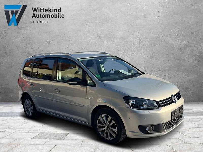 Silber Gebraucht 2012 VW Touran Style Van / Kleinbus | 8.499 € (Etwas zu teuer) - Bild 1/4