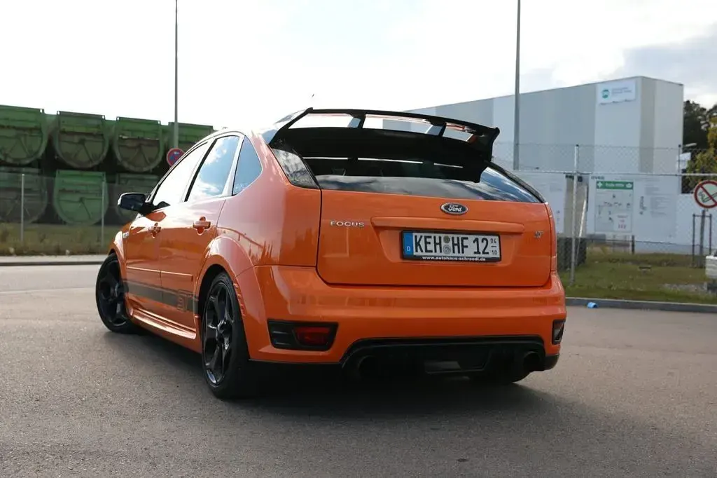 Gebraucht Ford Focus ST 226 PS (166 kW) 2007 Orange Limousine