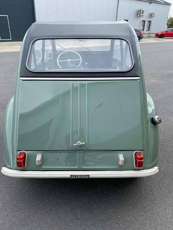 Grün Gebraucht 1960 Citroën 2CV Limousine | 19.000 € - Bild 1/4