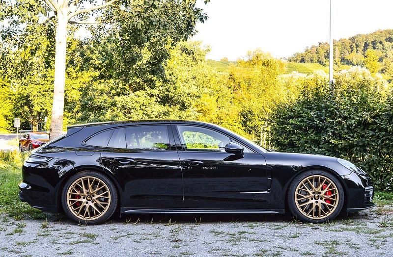 Gebraucht Porsche Panamera Sport Turismo 480 PS (353 kW) 2022 Schwarz Kombi