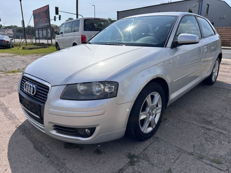 Silber Gebraucht 2007 Audi A3 Attraction Coupé | 2.500 € (Guter Preis) - Bild 1/4