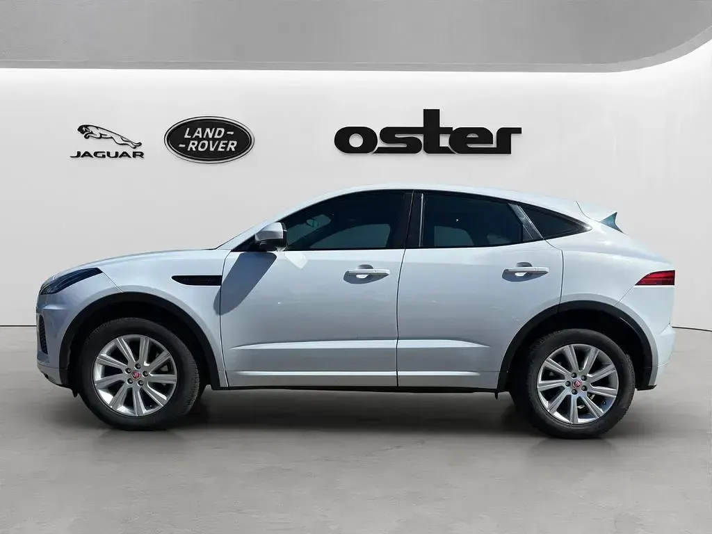 Second-hand Jaguar E-Pace First Edition 179 CP (131 kW) 2018 Alb SUV