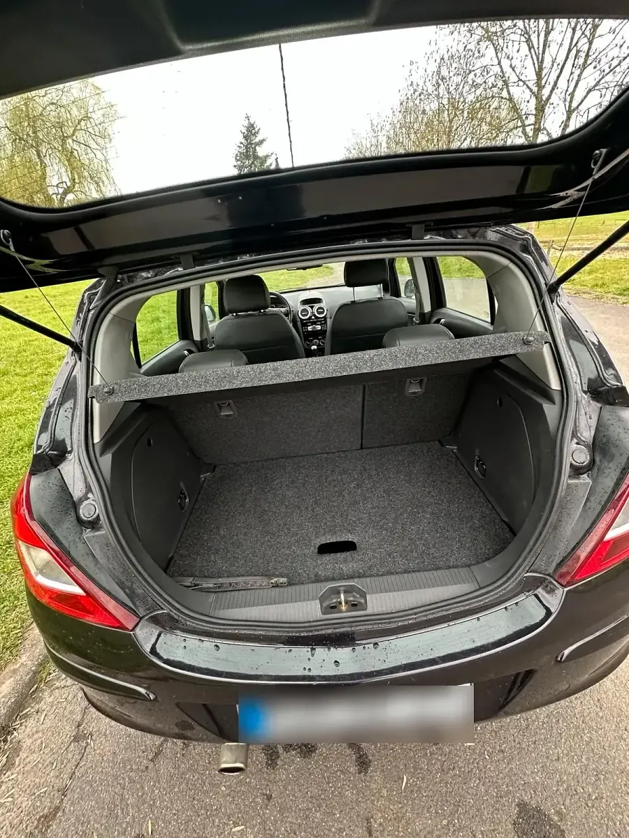 Gebraucht Opel Corsa 90 PS (66 kW) 2009 Schwarz Kleinwagen