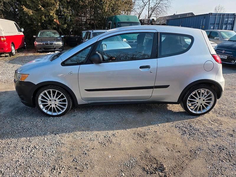 Silber Gebraucht 2011 Mitsubishi Colt Kleinwagen | 1.299 € (Superpreis) - Bild 1/4