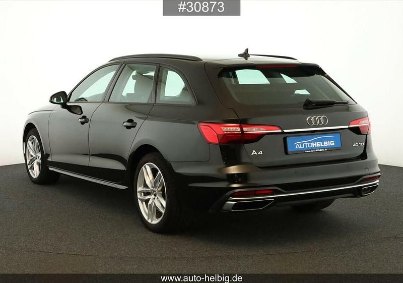 Second-hand Audi A4 Advanced 204 CP (150 kW) 2023 Negru Break