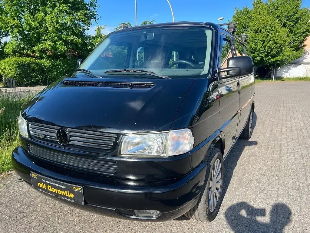Gebraucht VW Multivan 102 PS (75 kW) 1996 Schwarz Van / Kleinbus
