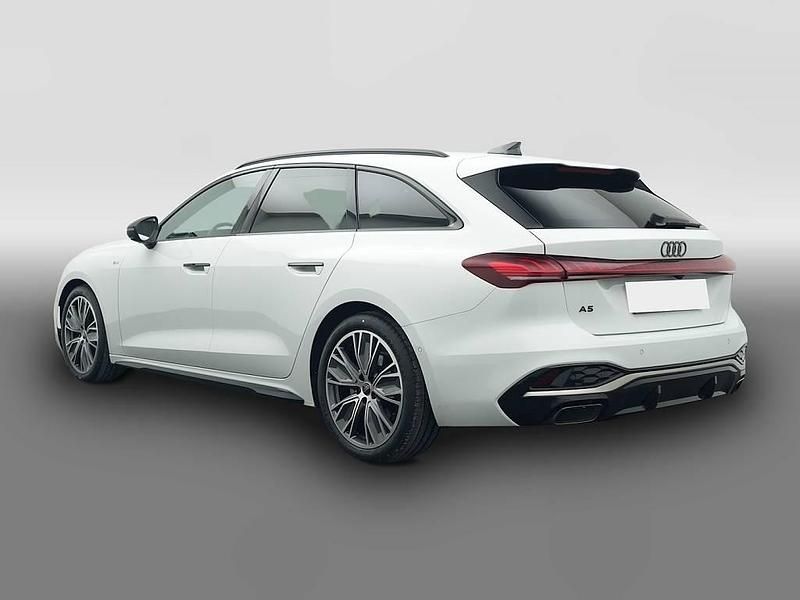 Gebraucht Audi A5 S-Line 204 PS (150 kW) 2025 Weiß Kombi