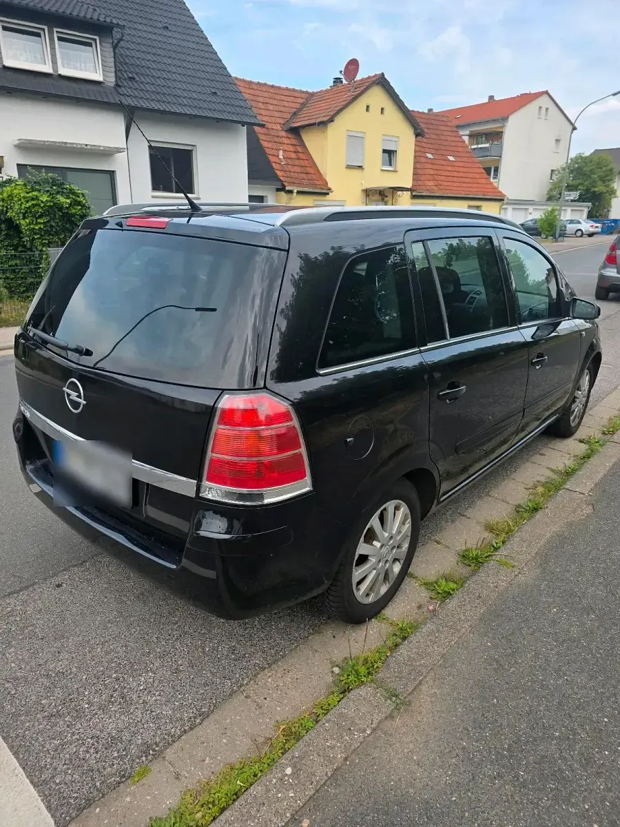 Gebraucht Opel Zafira 105 PS (77 kW) 2005 Schwarz Van / Kleinbus