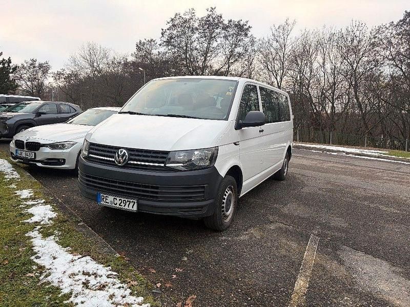 Weiß Gebraucht 2017 VW Transporter Van | 16.800 € - Bild 1/4