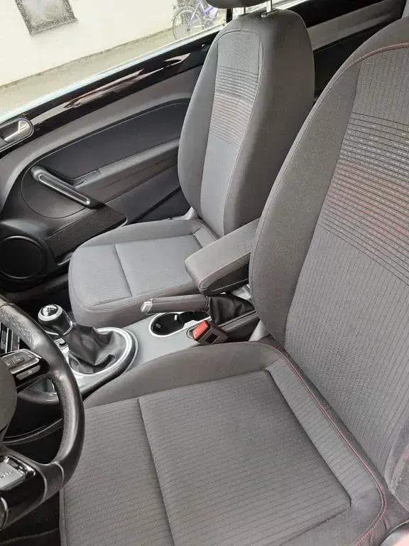 Gebraucht VW Beetle Sound 105 PS (77 kW) 2017 Weiß Kleinwagen
