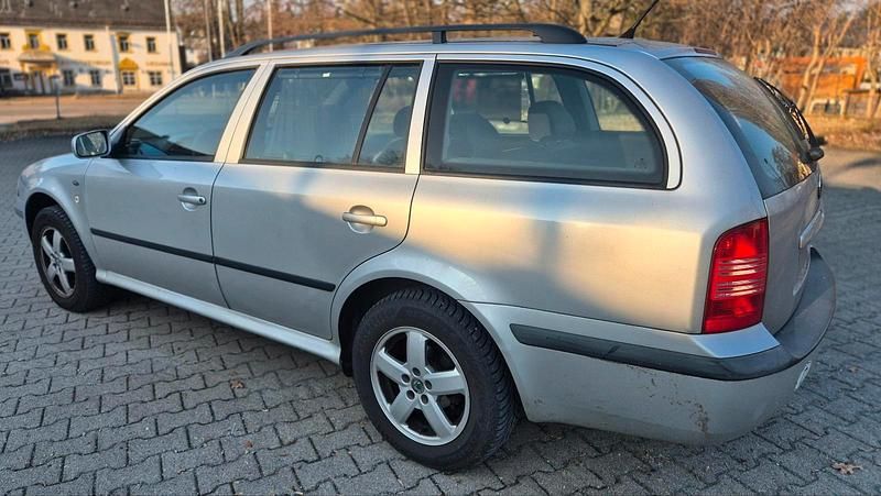Gebraucht Skoda Octavia 116 PS (85 kW) 2001 Silber Kombi
