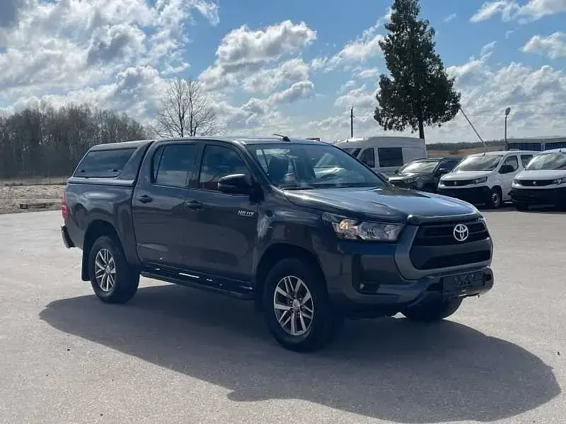 Gebraucht Toyota HiLux 150 PS (110 kW) 2021 Grau Pickup