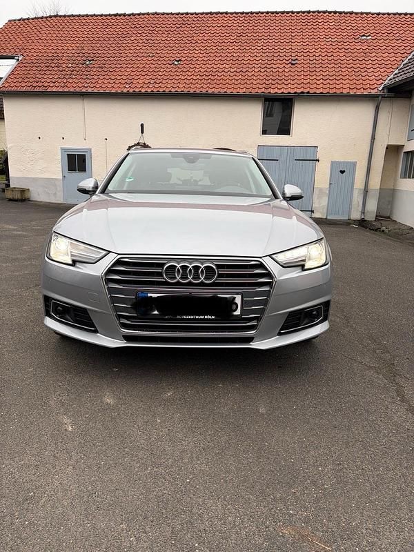 Gebraucht Audi A4 Design 190 PS (139 kW) 2016 Silber Kombi