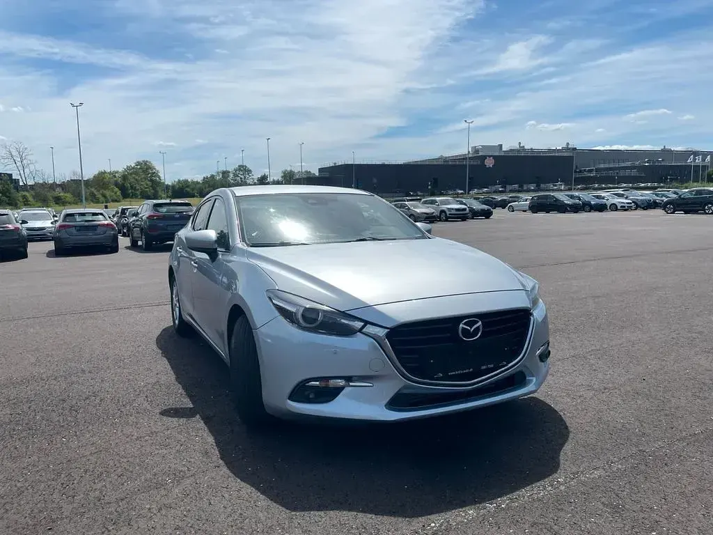 Gebraucht Mazda 3 150 PS (110 kW) 2017 Silber Limousine