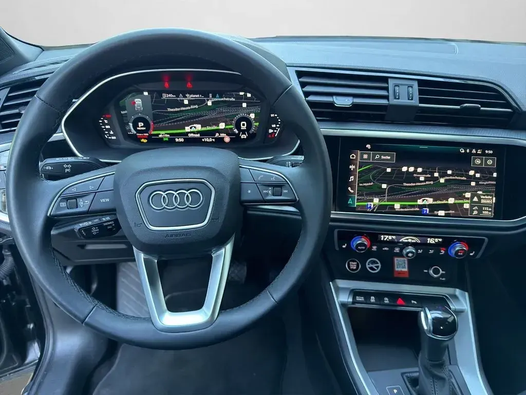 Gebraucht Audi Q3 S-Line 150 PS (110 kW) 2025 Mythosschwarz metallic SUV
