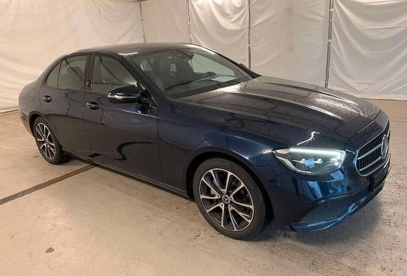 Second-hand Mercedes E300 258 CP (189 kW) 2020 Albastru Berlinǎ