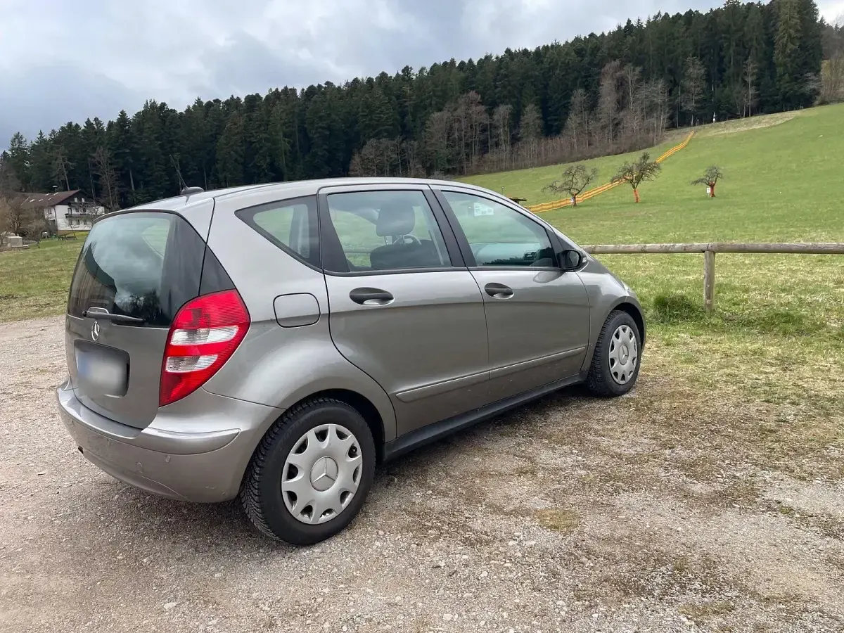 Gebraucht Mercedes A150 Classic 95 PS (69 kW) 2005 Beige Van / Kleinbus